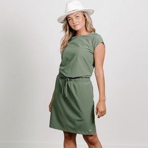 Albion Fit Going Places Dress Green - M